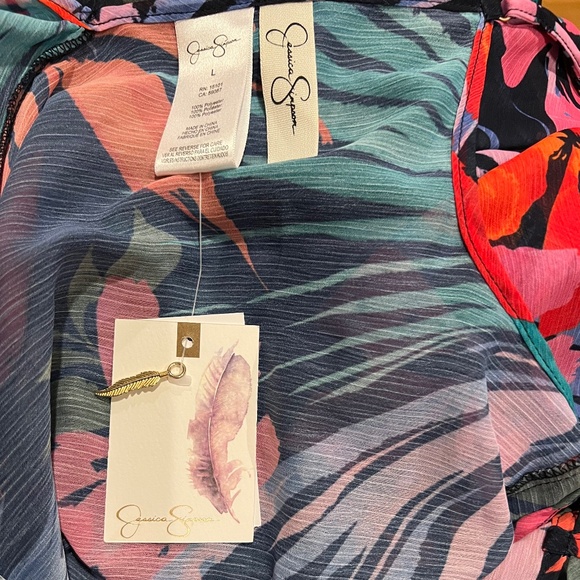 Jessica Simpson Island Paradise Lace Front Dress /Cover Up Handkerchief Hem NWT - Picture 8 of 10